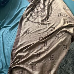 Hermès cashmer scarf stole brown with beige